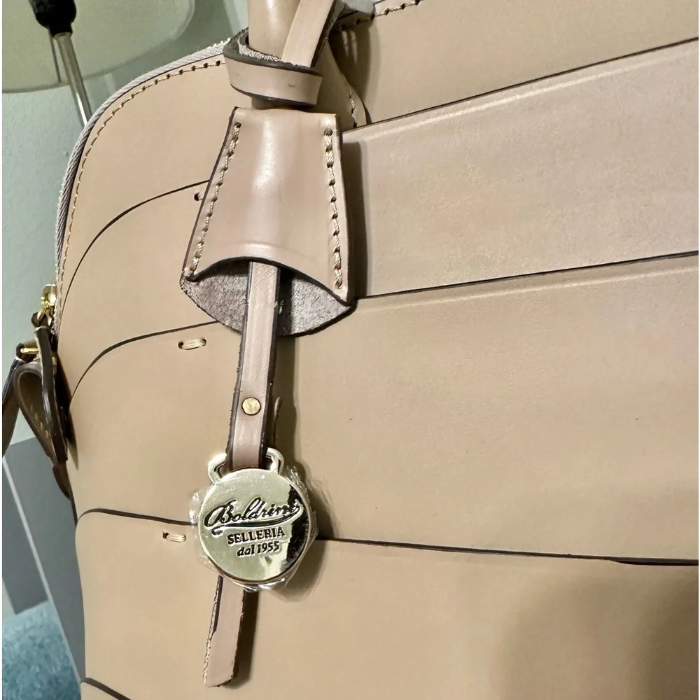 Boldrini large tote. New with tag comes with a designer scarf if u spend $400. - Picture 3 of 13